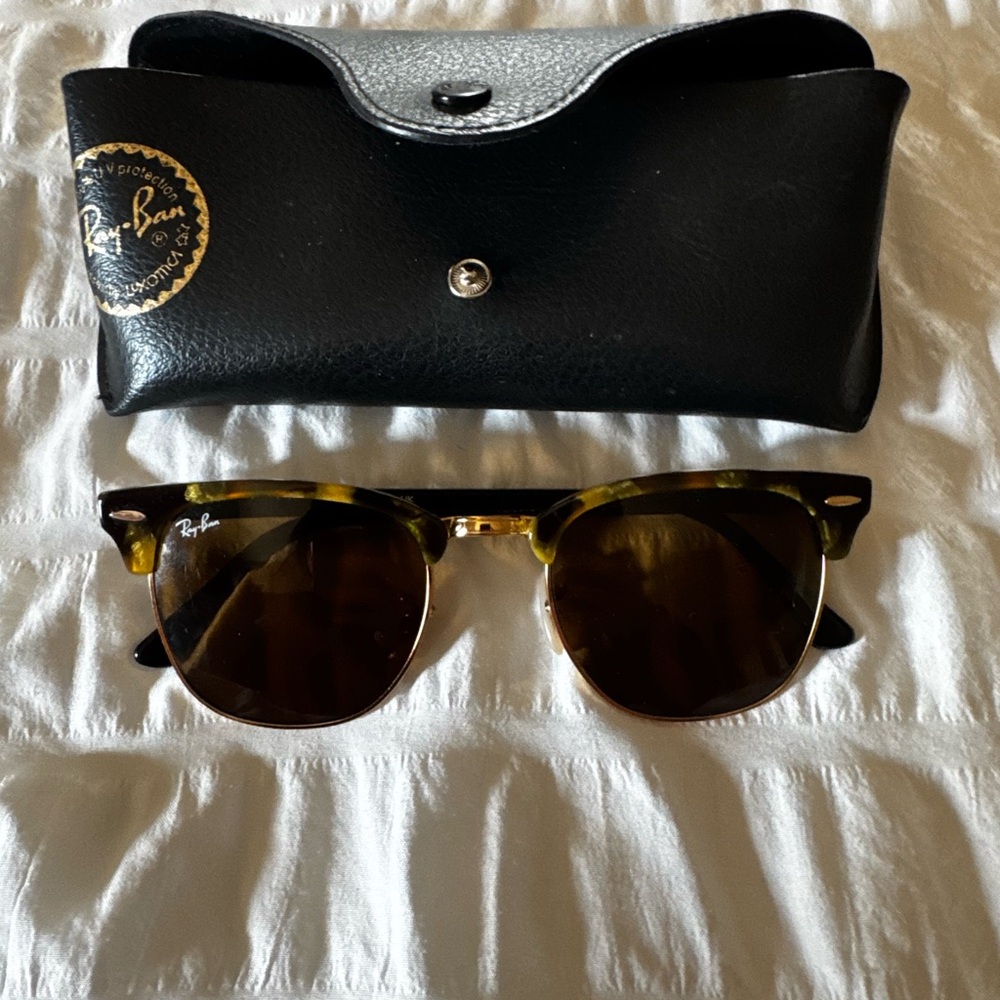 Ray-Ban Tortoise and Gold Clubmaster Sunglasses with Brown Lenses
